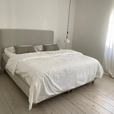 Haus Mit Tuermchen Apartment Solingen Ngoại thất bức ảnh