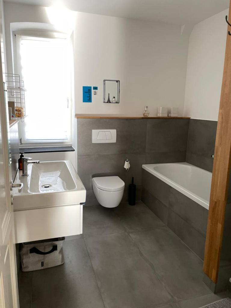 Haus Mit Tuermchen Apartment Solingen Ngoại thất bức ảnh